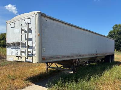 WILSON PACESETTER Hopper / Grain Trailer