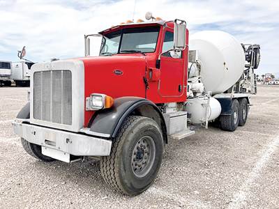 Peterbilt 365 Mixer / Ready Mix / Concrete Truck - 320HP