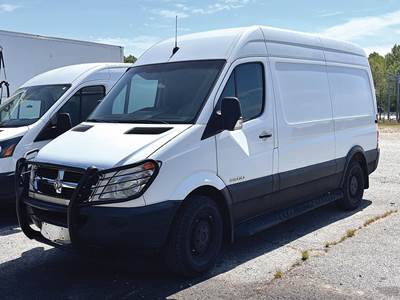 Dodge Ram 2500 Sprinter Passenger Van - 220HP