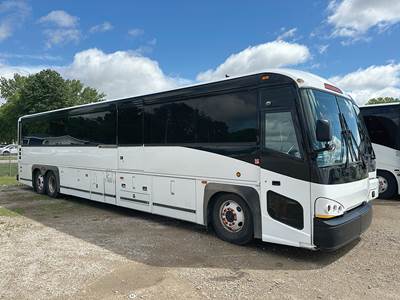 Motor Coach Industries (MCI) D4505 RV