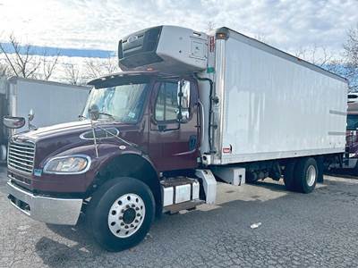 Freightliner M2 106 Refrigerated Truck - 350HP, Carrier