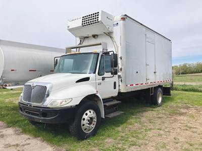 International 4300 Refrigerated Truck - 280HP