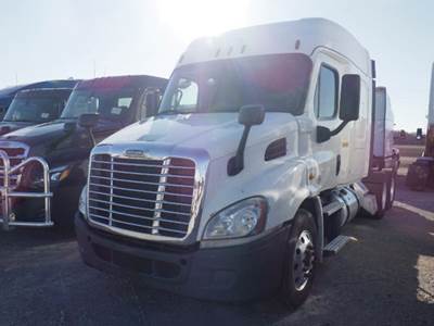 Freightliner Cascadia 113 Sleeper Semi Truck - 60" Mid-Roof Xt, Detroit 450HP