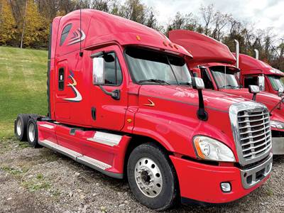 Freightliner Cascadia 125 Sleeper Semi Truck - 72" Raised Roof, Detroit 505HP