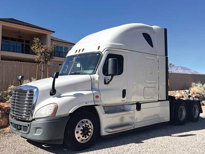 Freightliner Cascadia 125 Sleeper Semi Truck - 72" Raised Roof, Detroit 505HP