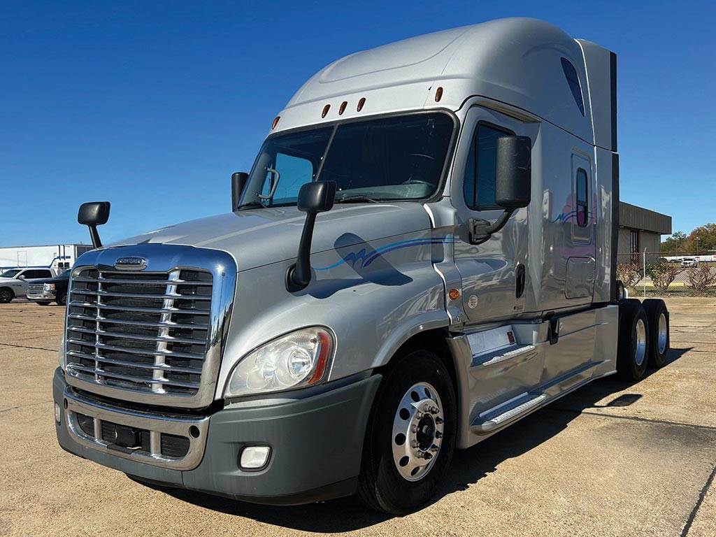 2018 Freightliner Cascadia 125 Evolution Sleeper Semi Truck 72