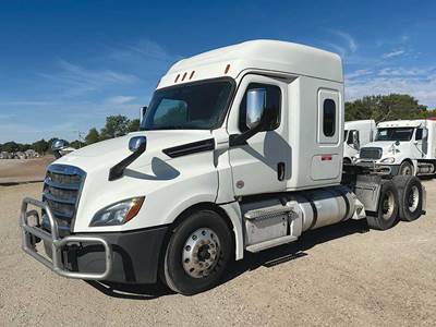 Freightliner Cascadia 126 Sleeper Semi Truck - 60" Mid-Roof Xt, Detroit 450HP