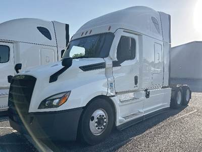 Freightliner Cascadia 126 Sleeper Semi Truck - 72" Raised Roof, Detroit 455HP