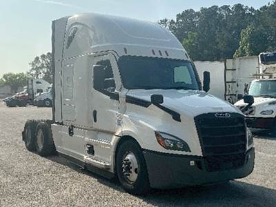 Freightliner Cascadia 126 Sleeper Semi Truck - 72" Raised Roof, Detroit 455HP