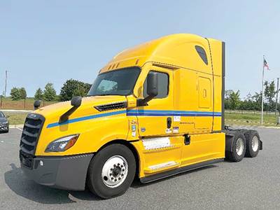 Freightliner Cascadia 126 Sleeper Semi Truck - 72" Raised Roof, Detroit 455HP