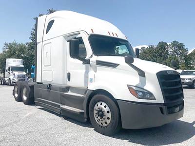 Freightliner Cascadia 126 Sleeper Semi Truck - 72" Raised Roof, Detroit 455HP