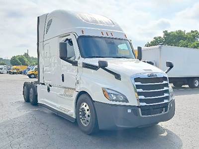 Freightliner Cascadia 126 Sleeper Semi Truck - 72" Raised Roof, Detroit 455HP