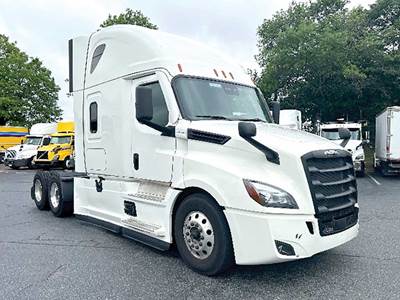 Freightliner Cascadia 126 Sleeper Semi Truck - 72" Raised Roof, Detroit 455HP