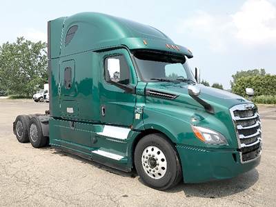 Freightliner Cascadia 126 Sleeper Semi Truck - 72" Raised Roof, Detroit 475HP
