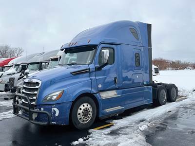 Freightliner Cascadia 126 Sleeper Semi Truck - 72" Raised Roof, Detroit 505HP