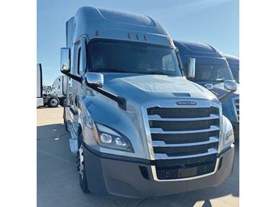 Freightliner Cascadia 126 Sleeper Semi Truck - 72" Raised Roof, Detroit 455HP