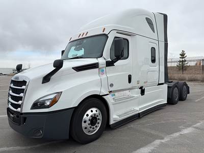 Freightliner Cascadia 126 Sleeper Semi Truck - 72" Raised Roof, Detroit 455HP