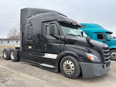 Freightliner Cascadia 126 Sleeper Semi Truck - 72" Mid-Roof Xt, Detroit 455HP