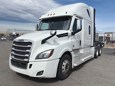 Freightliner Cascadia 126 Sleeper Semi Truck - 72" Raised Roof, Detroit 505HP