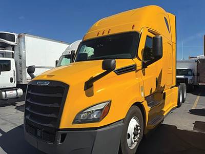 Freightliner Cascadia 126 Sleeper Semi Truck - 72" Raised Roof, Detroit 455HP