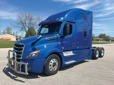 Freightliner Cascadia 126 Sleeper Semi Truck - 72" Raised Roof, Detroit 505HP