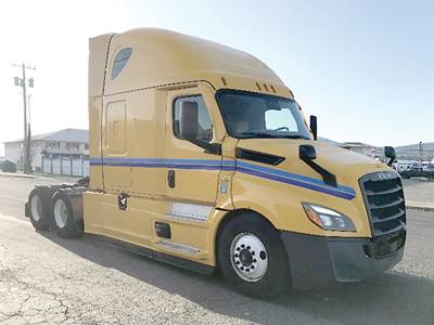 Freightliner Cascadia 126 Sleeper Semi Truck - 72" Raised Roof, Detroit 455HP