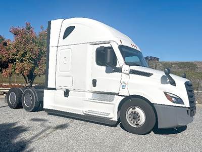 Freightliner Cascadia 126 Sleeper Semi Truck - 72" Raised Roof, Cummins 470HP