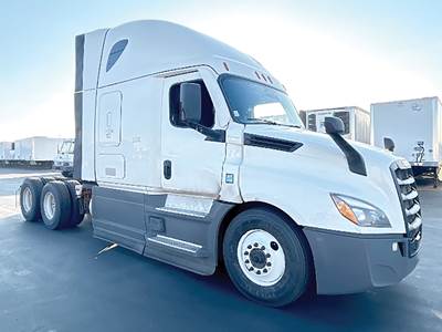 Freightliner Cascadia 126 Sleeper Semi Truck - 60" Raised Roof, Detroit 450HP