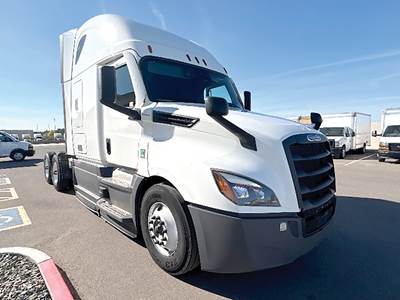 Freightliner Cascadia 126 Sleeper Semi Truck - 72" Raised Roof, Detroit 450HP