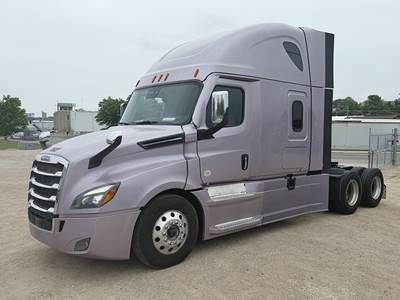 Freightliner Cascadia 126 Sleeper Semi Truck - 72" Raised Roof, Detroit 455HP