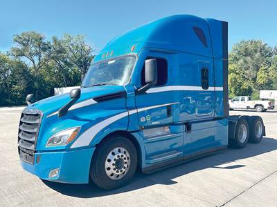 Freightliner Cascadia 126 Sleeper Semi Truck - 72" Raised Roof, Detroit 455HP