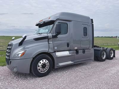 Freightliner Cascadia 126 Sleeper Semi Truck - 72" Mid-Roof Xt, Detroit 455HP