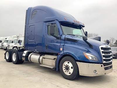 Freightliner Cascadia 126 Sleeper Semi Truck - 72" Raised Roof, Detroit 455HP
