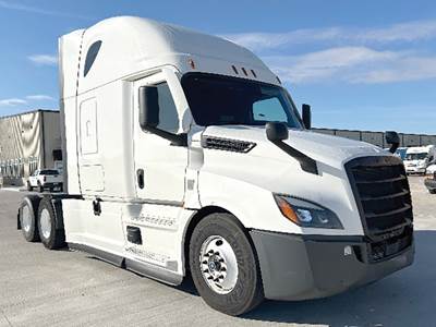 Freightliner Cascadia 126 Sleeper Semi Truck - 72" Raised Roof, Detroit 455HP