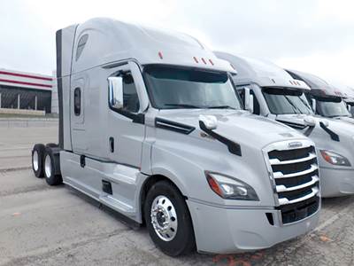 Freightliner Cascadia 126 Sleeper Semi Truck - 72" Raised Roof, Detroit 505HP