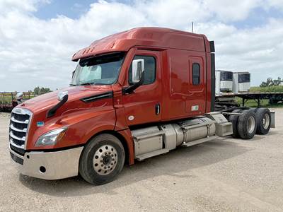 Freightliner Cascadia 126 Sleeper Semi Truck - 72" Mid-Roof Xt, Detroit 505HP