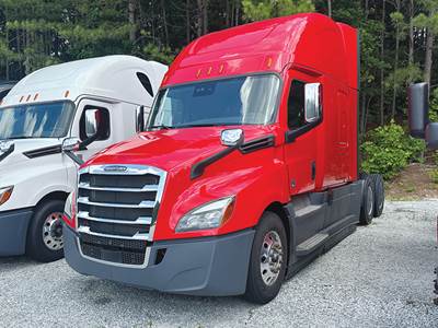 Freightliner Cascadia 126 Sleeper Semi Truck - 72" Raised Roof, Detroit 455HP