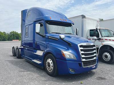 Freightliner Cascadia 126 Sleeper Semi Truck - 72" Raised Roof, Detroit 505HP