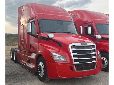 Freightliner Cascadia 126 Sleeper Semi Truck - 72" Raised Roof, Detroit 450HP
