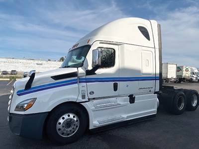Freightliner Cascadia 126 Sleeper Semi Truck - 72" Raised Roof, Detroit 455HP