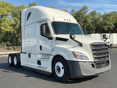 Freightliner Cascadia 126 Sleeper Semi Truck - 72" Raised Roof, Detroit 455HP