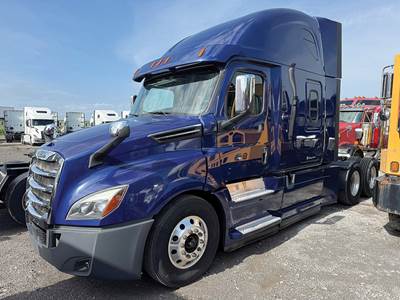 Freightliner Cascadia 126 Sleeper Semi Truck - 72" Raised Roof, Detroit 505HP