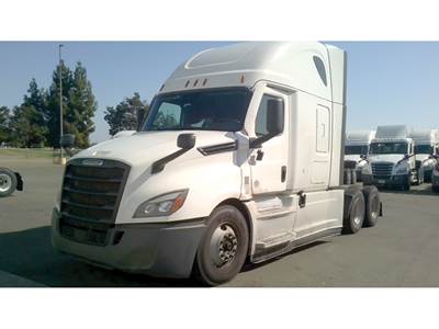 Freightliner Cascadia 126 Sleeper Semi Truck - 72" Raised Roof, Detroit 455HP