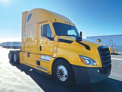 Freightliner Cascadia 126 Sleeper Semi Truck - 72" Raised Roof, Detroit 455HP