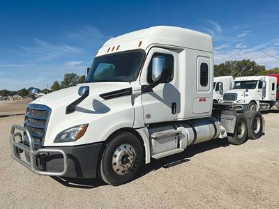 Freightliner Cascadia 126 Sleeper Semi Truck - 60" Mid-Roof Xt, Detroit 450HP