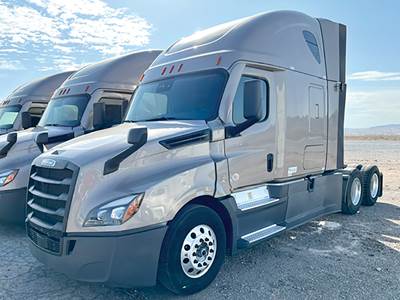 Freightliner Cascadia 126 Sleeper Semi Truck - 72" Raised Roof, Detroit 425HP