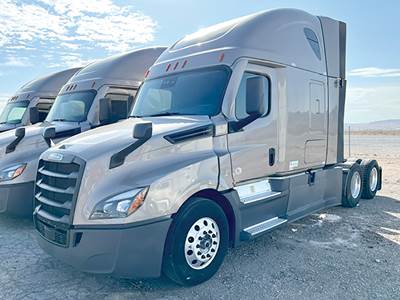 Freightliner Cascadia 126 Sleeper Semi Truck - 72" Raised Roof, Detroit 425HP