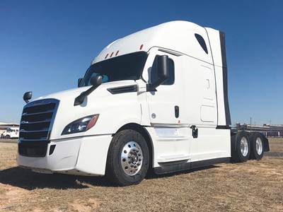 Freightliner Cascadia 126 Sleeper Semi Truck - 72" Raised Roof, Detroit 455HP