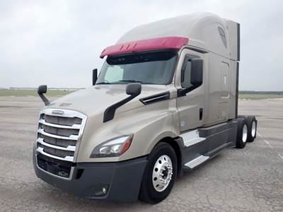 Freightliner Cascadia 126 Sleeper Semi Truck - 72" Raised Roof, Detroit 455HP