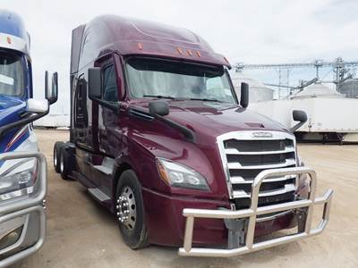 Freightliner Cascadia 126 Sleeper Semi Truck - 72" Raised Roof, Detroit 455HP